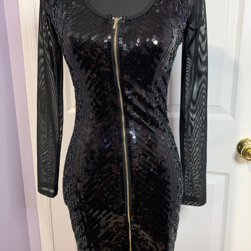 ✨✨BRAND NEW✨✨ Bebe Black sequin dress
